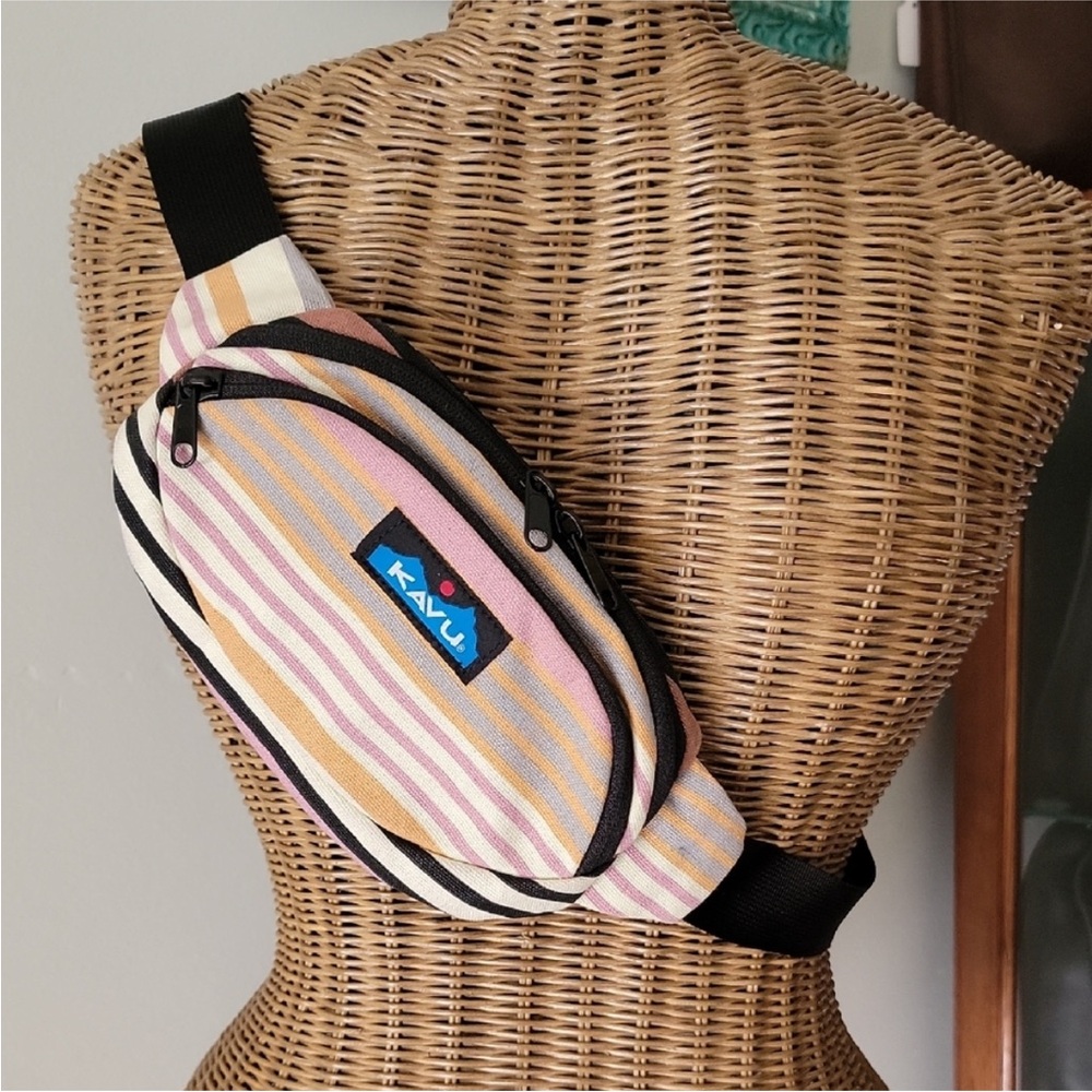 Kavu Canvas Spectater Striped Waist Pack  Bin2